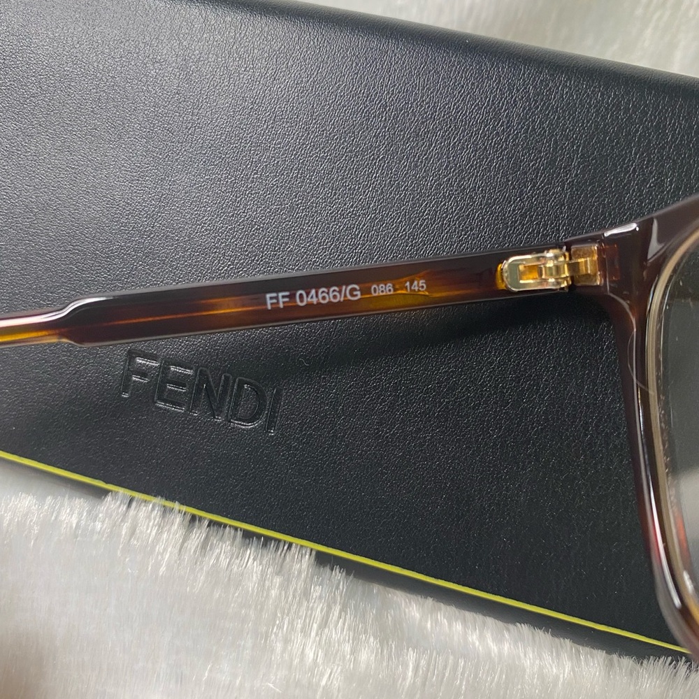 Fendi glasses - Picture 7 of 7